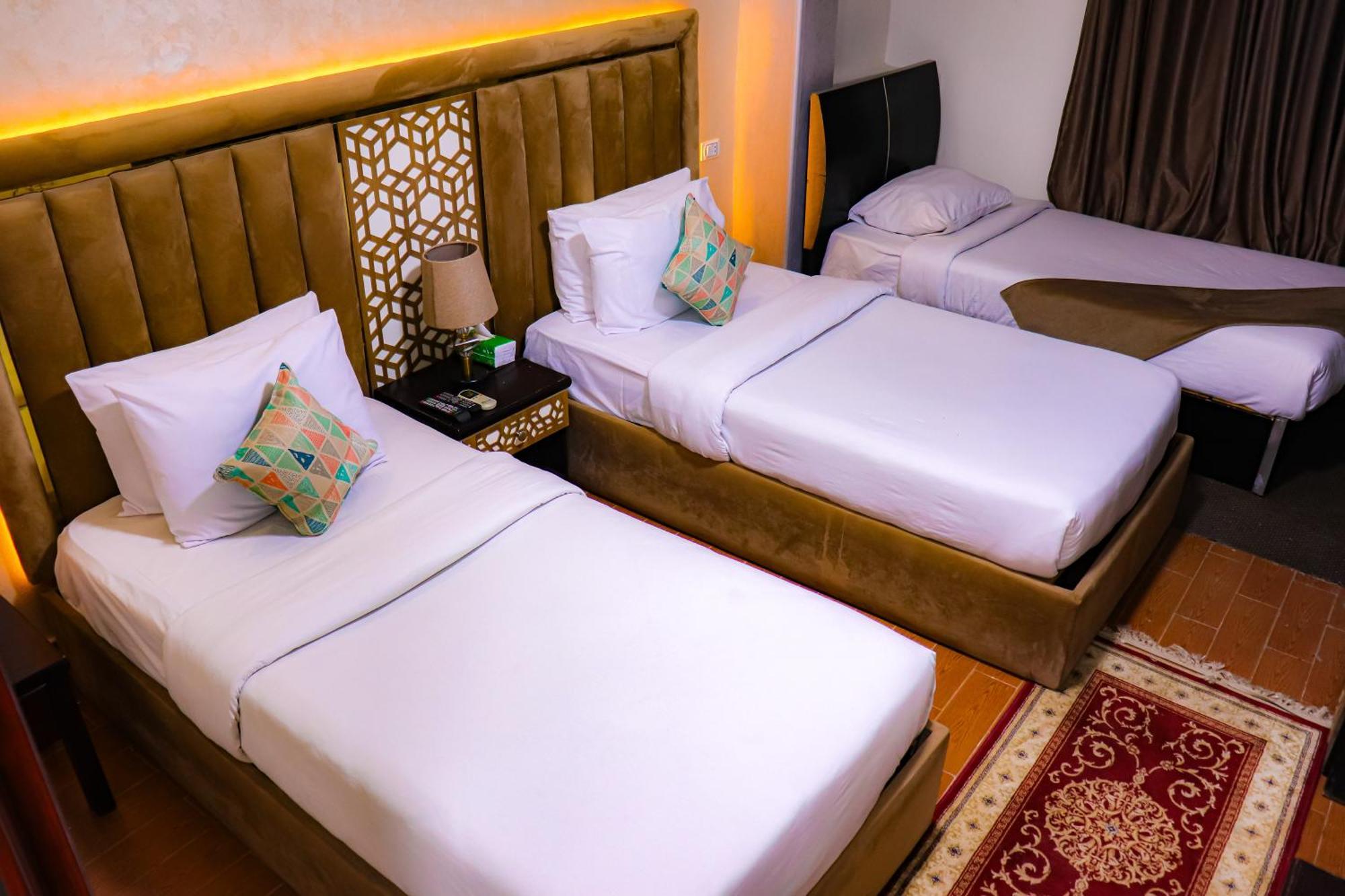 Golden Pyramids Inn Kafrat al Jabal Exterior foto