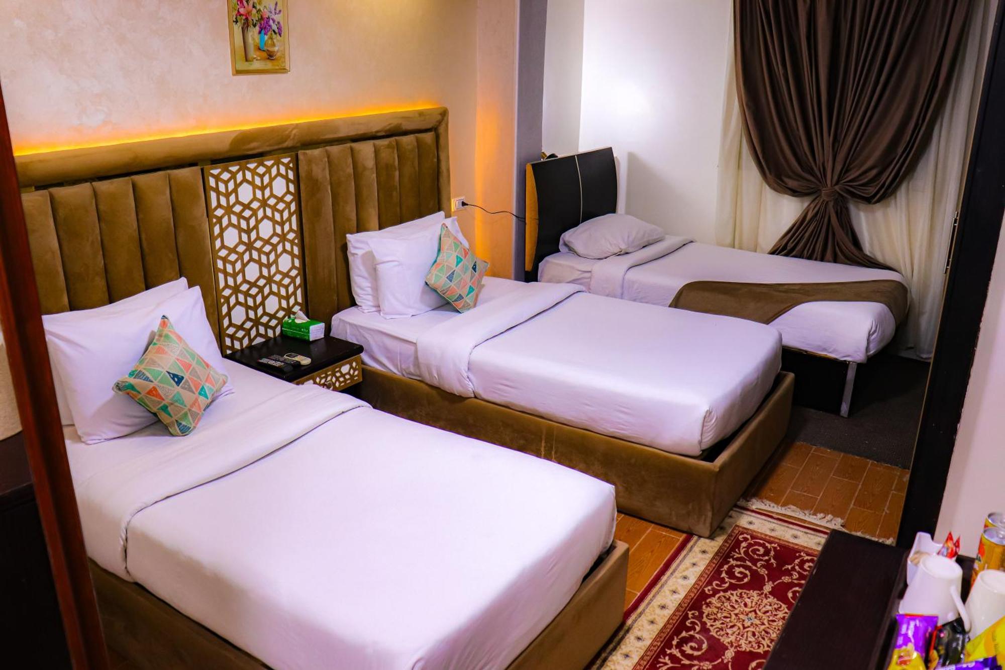 Golden Pyramids Inn Kafrat al Jabal Exterior foto