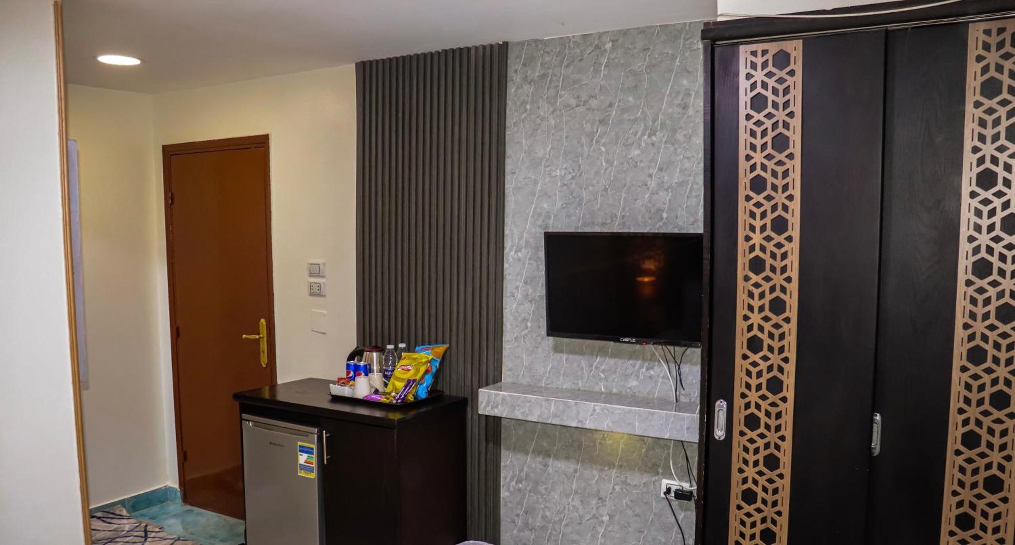 Golden Pyramids Inn Kafrat al Jabal Exterior foto